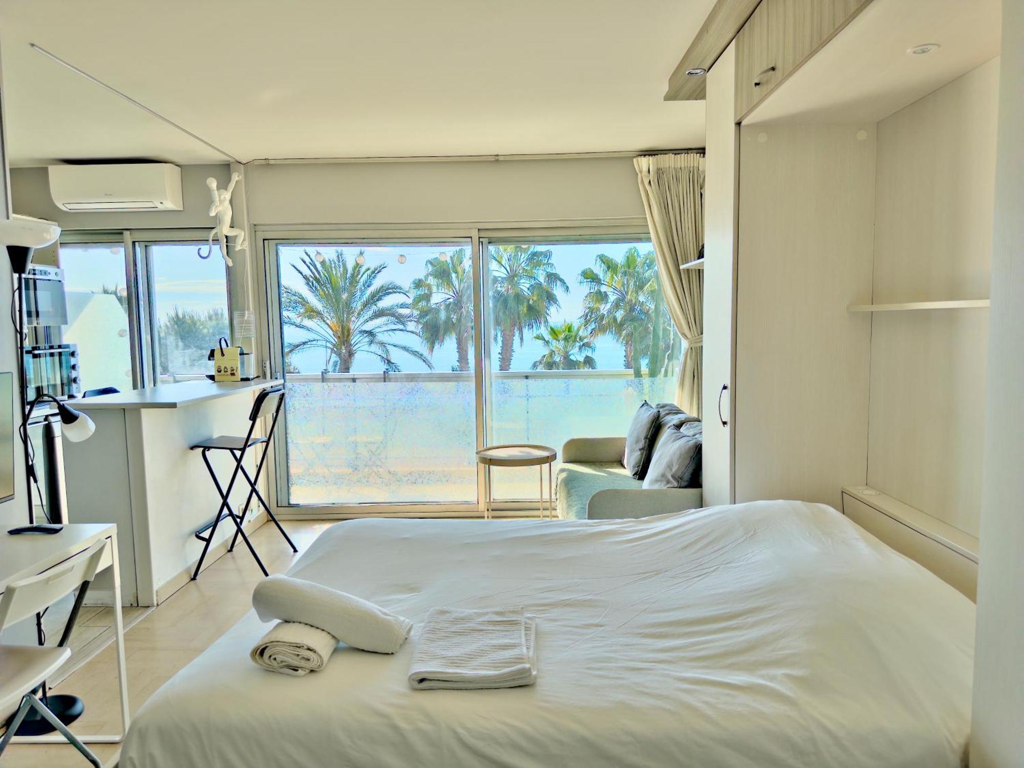 Panoramic Sea View Studio 24H Checkin Кань-сюр-Мер Экстерьер фото